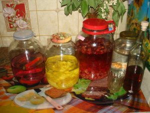 Перцовка, лимончелло, малинка.JPG